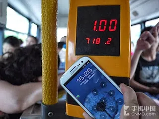 地下鉄改札でのタッチ決済テスト