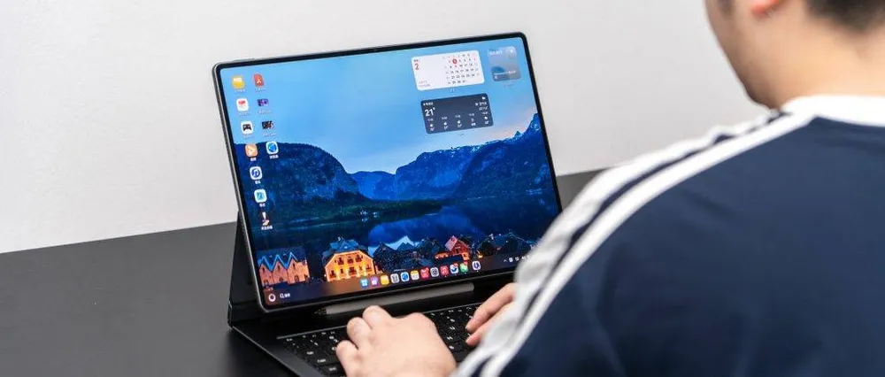 Huawei MatePad Edgeレビュー 2025：二合一タブレットの実力と課題 のキービジュアル
