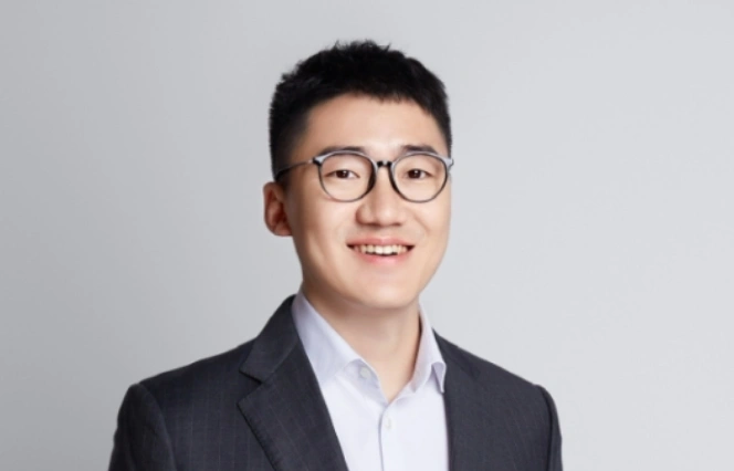 禾賽科技（Hesai Technology）共同創業者兼CEOの李一帆（Li Yifan）。清華大学を卒業後、米UIUCでロボティクス工学博士号を取得したエンジニア出身の創業者